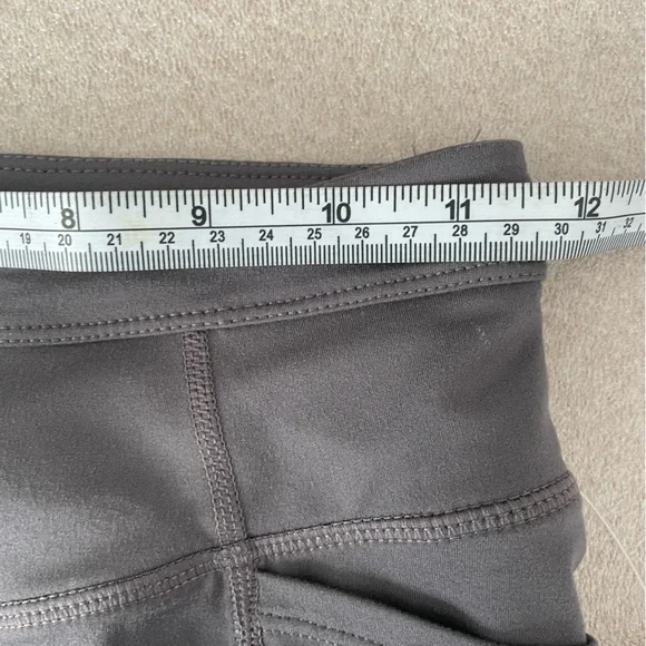 Free People Movement Women’s Charcoal Shorts Size Extra Small - Picture 3 of 7